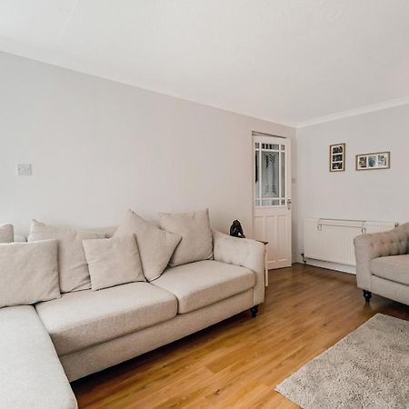 Centrally Situated 1 Bedroom House In Cumbernauld Εξωτερικό φωτογραφία