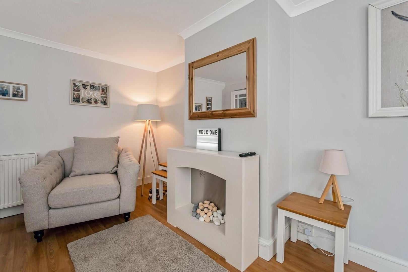 Centrally Situated 1 Bedroom House In Cumbernauld Εξωτερικό φωτογραφία