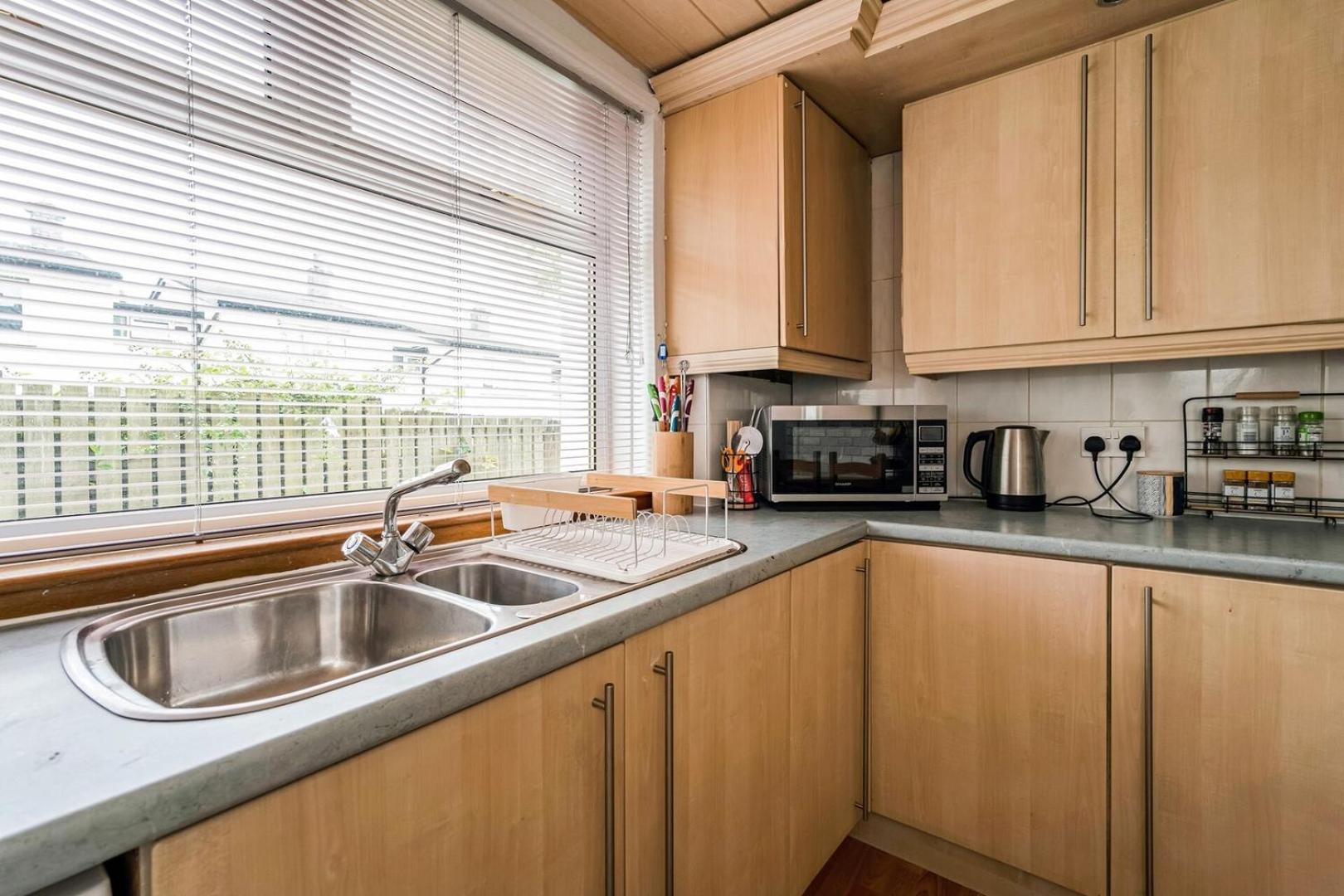 Centrally Situated 1 Bedroom House In Cumbernauld Εξωτερικό φωτογραφία